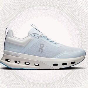 NWOB - Oncloud Cloudnova X Arctic Niagara Women’s size 8
